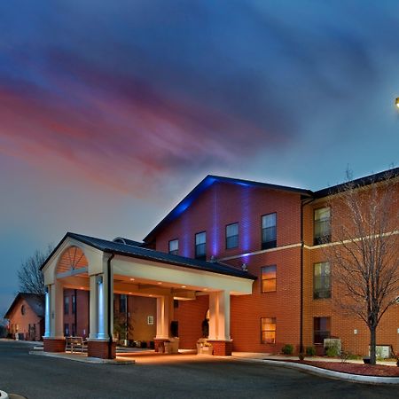 Holiday Inn Express & Suites Batesville By Ihg Екстер'єр фото