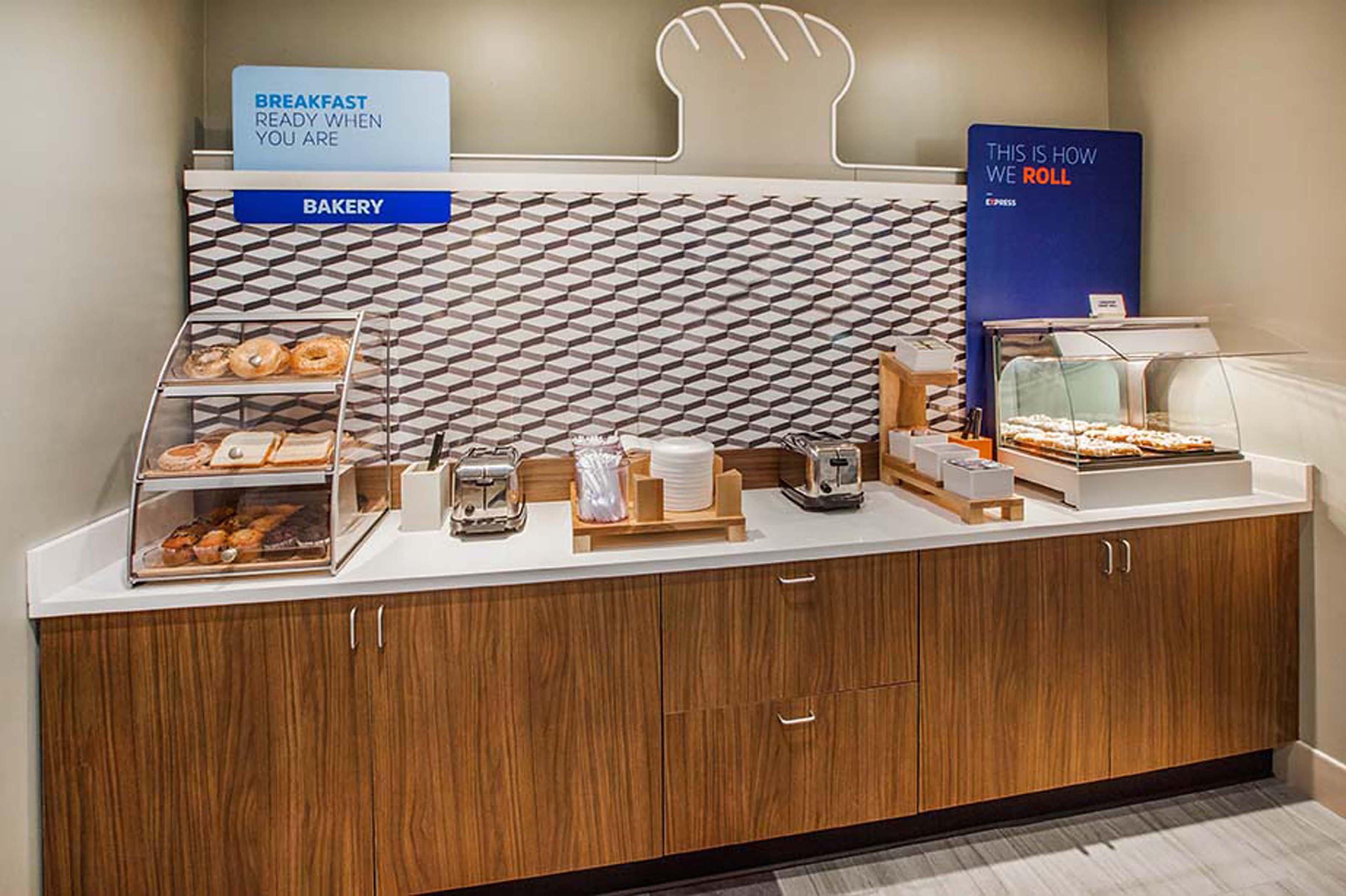 Holiday Inn Express & Suites Batesville By Ihg Екстер'єр фото