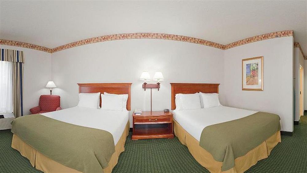Holiday Inn Express & Suites Batesville By Ihg Екстер'єр фото