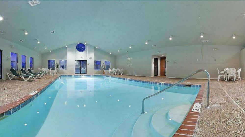 Holiday Inn Express & Suites Batesville By Ihg Екстер'єр фото