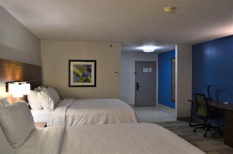 Holiday Inn Express & Suites Batesville By Ihg Екстер'єр фото
